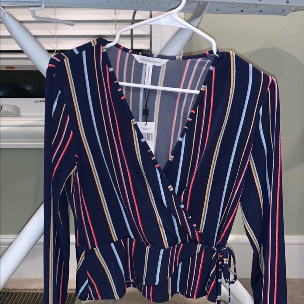 NWT Small BCBGeneration Navy Wrap Top